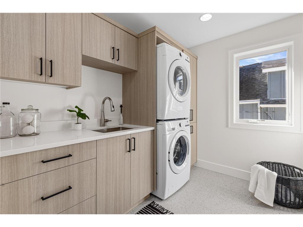 4425 Zenith Avenue S Minneapolis MN 55410 7005435 image24