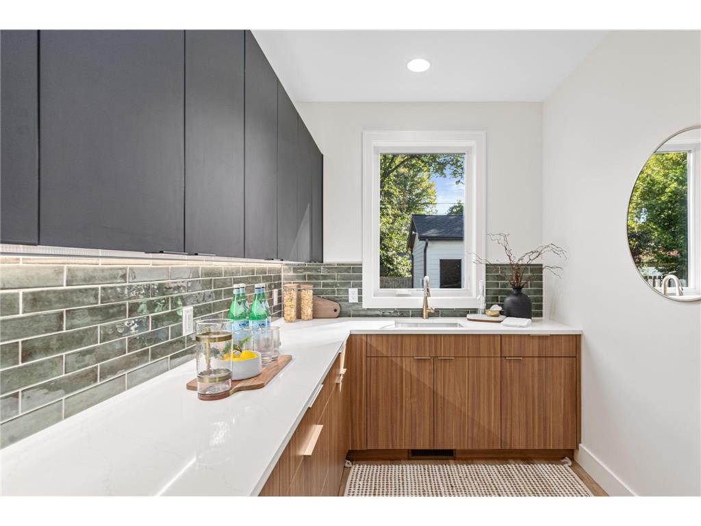 4425 Zenith Avenue S Minneapolis MN 55410 7005435 image7