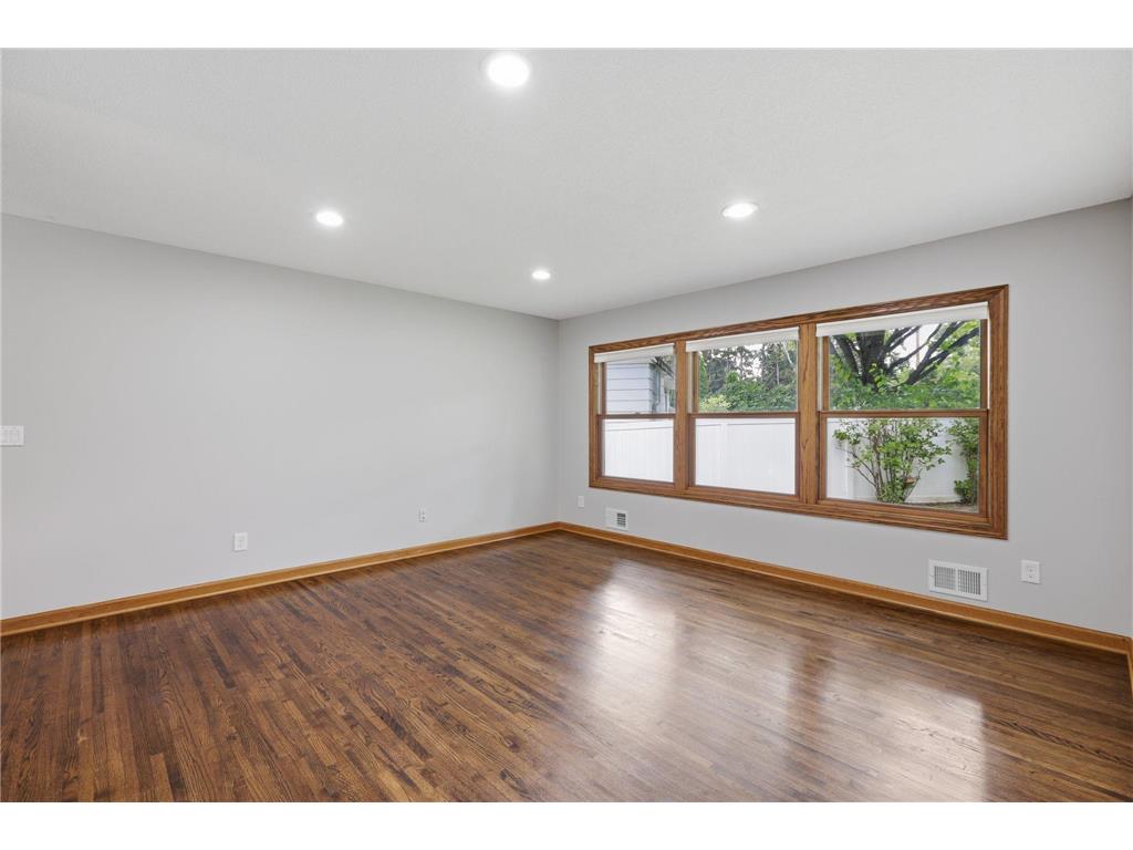 443 Cord Circle New Brighton MN 55112 7114884 image5