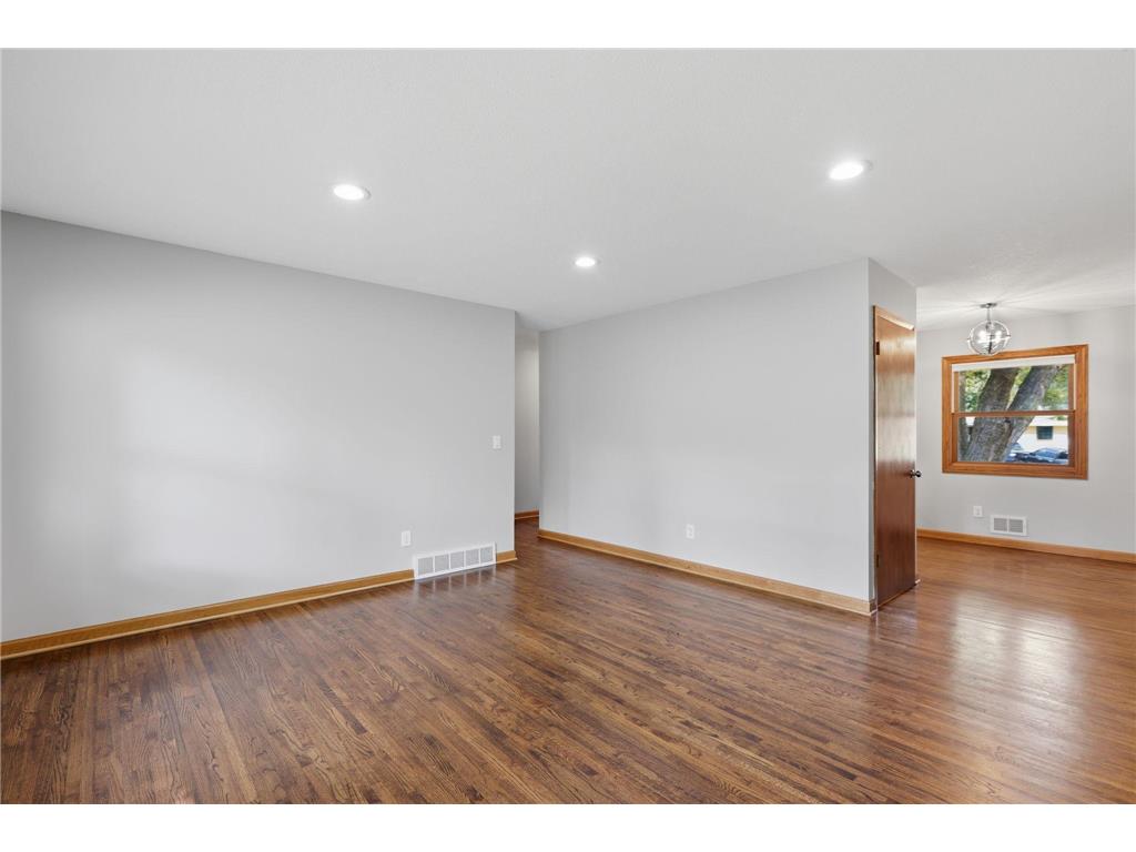 443 Cord Circle New Brighton MN 55112 7114884 image6
