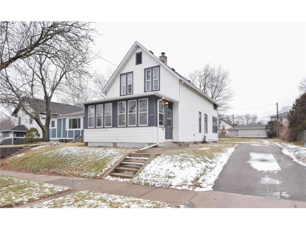 443 Hall Avenue Saint Paul MN 55107 6475067 image1