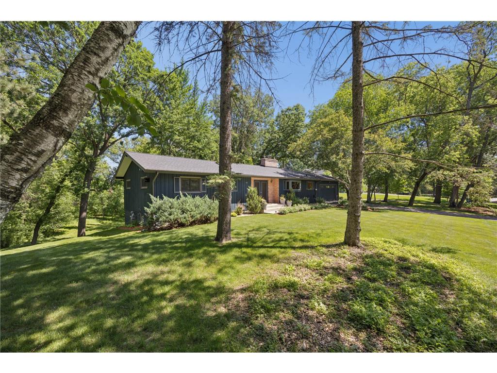 443 Salem Place Mahtomedi MN 55115 7031875 image1