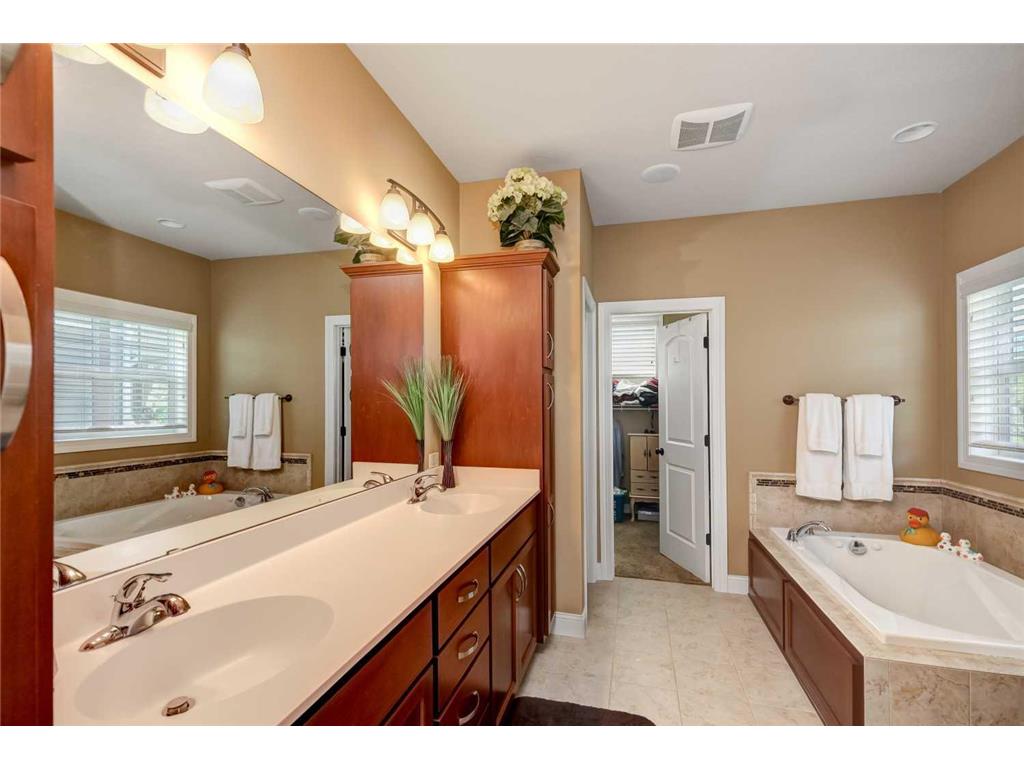 4430 Bluebell Trail S Medina MN 55340 7068785 image16