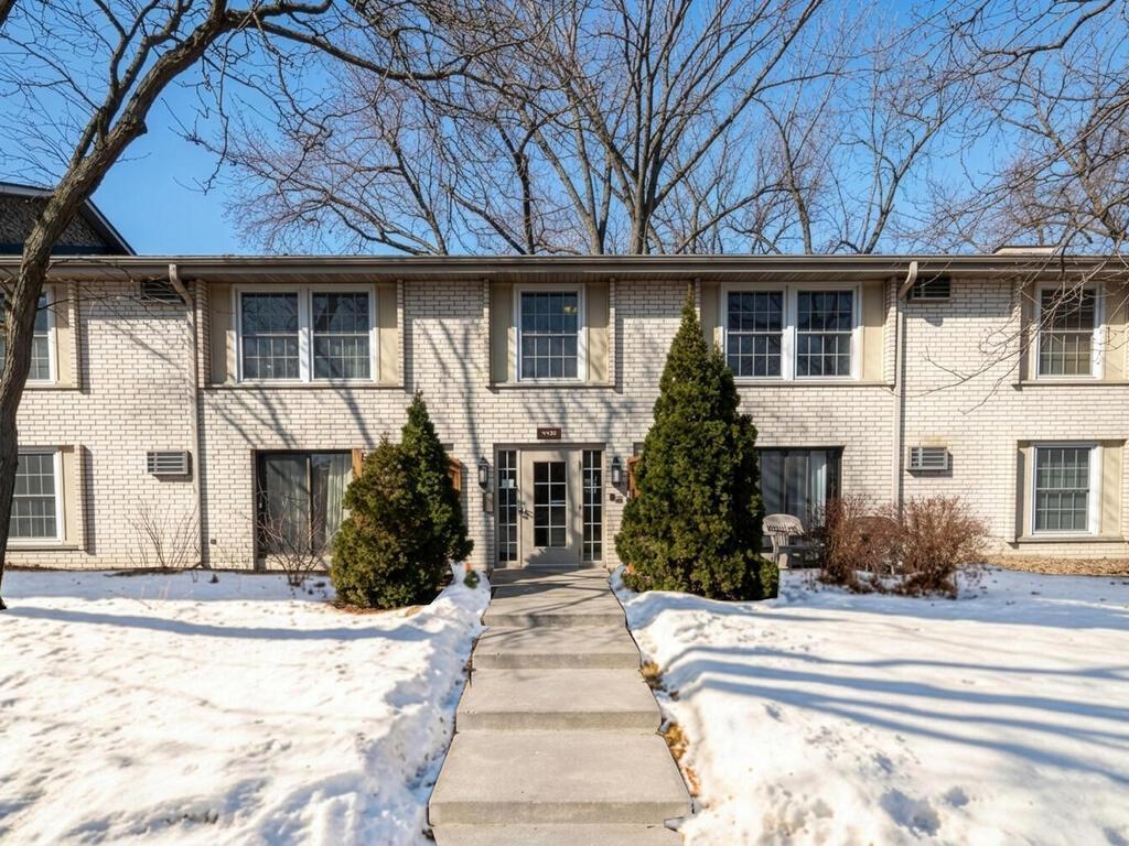 4430 Cedar Lake Road S #3 Saint Louis Park MN 55416 7006697 image1