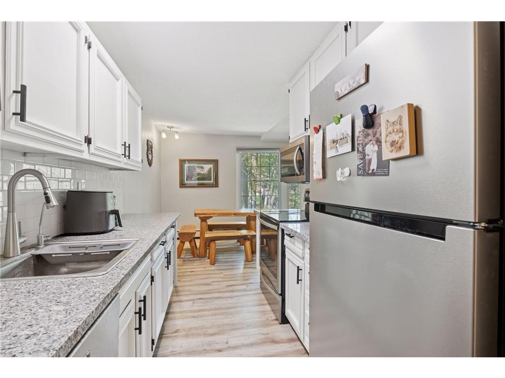 4430 Cedar Lake Road S #6 Saint Louis Park MN 55416 6820301 image2