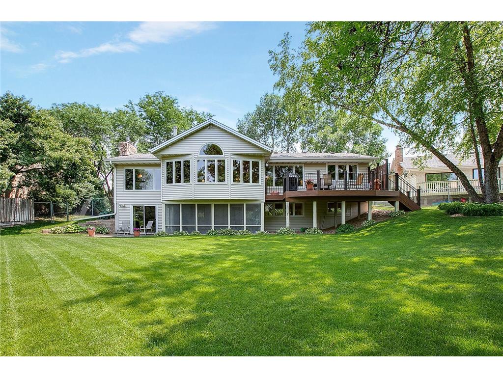 4430 College Heights Circle Bloomington MN 55437 6386265 image1