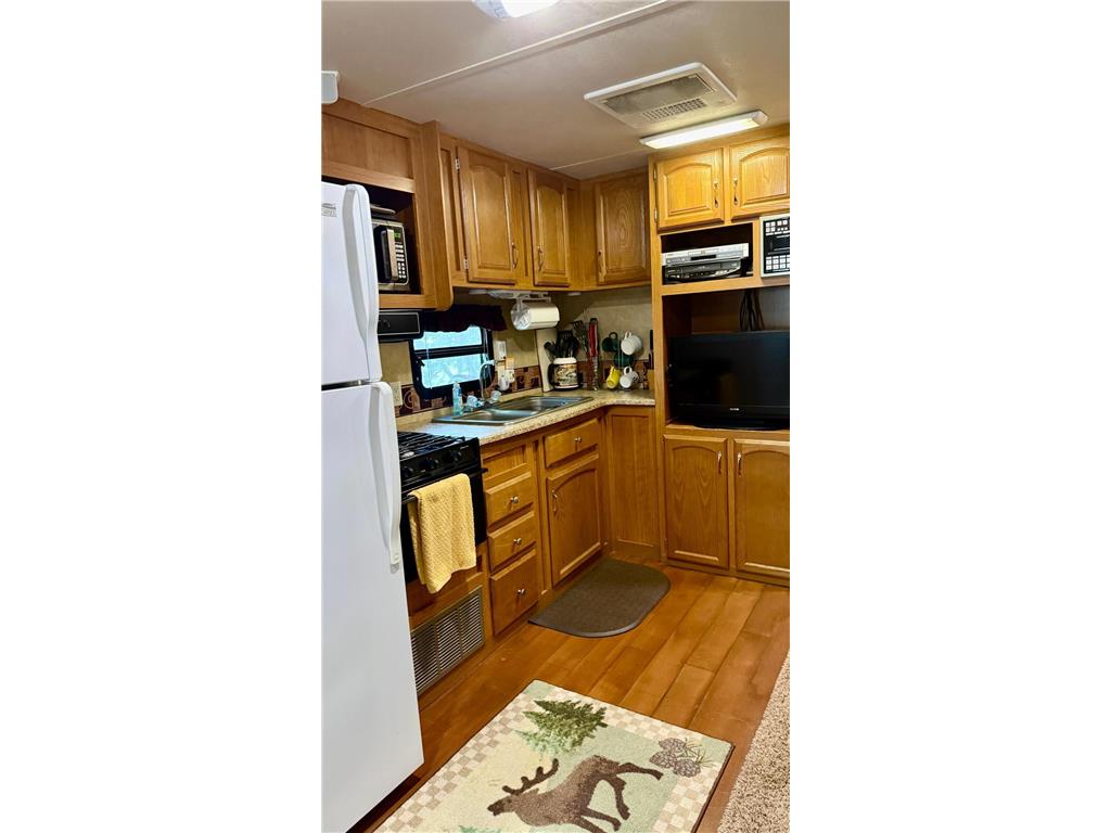 44308 Idas Road Osage MN 56570 - Shell 6785284 image8