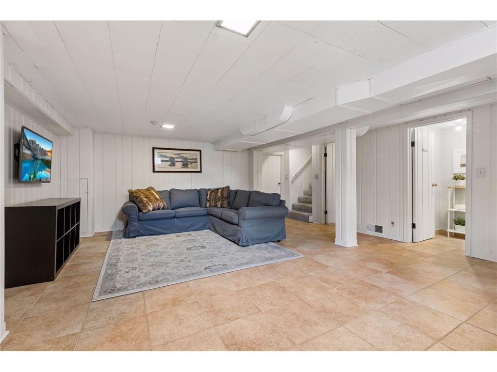 4431 Thomas Avenue S Minneapolis MN 55410 7021508 image30