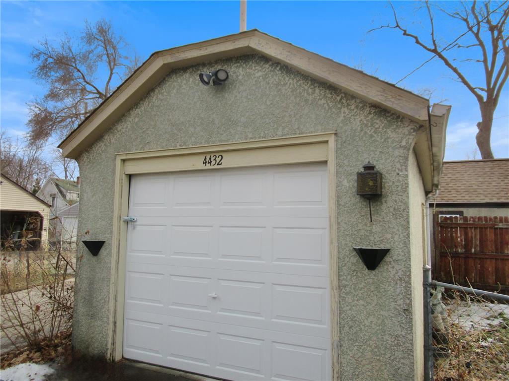 4432 James Avenue N Minneapolis MN 55412 7037981 image3