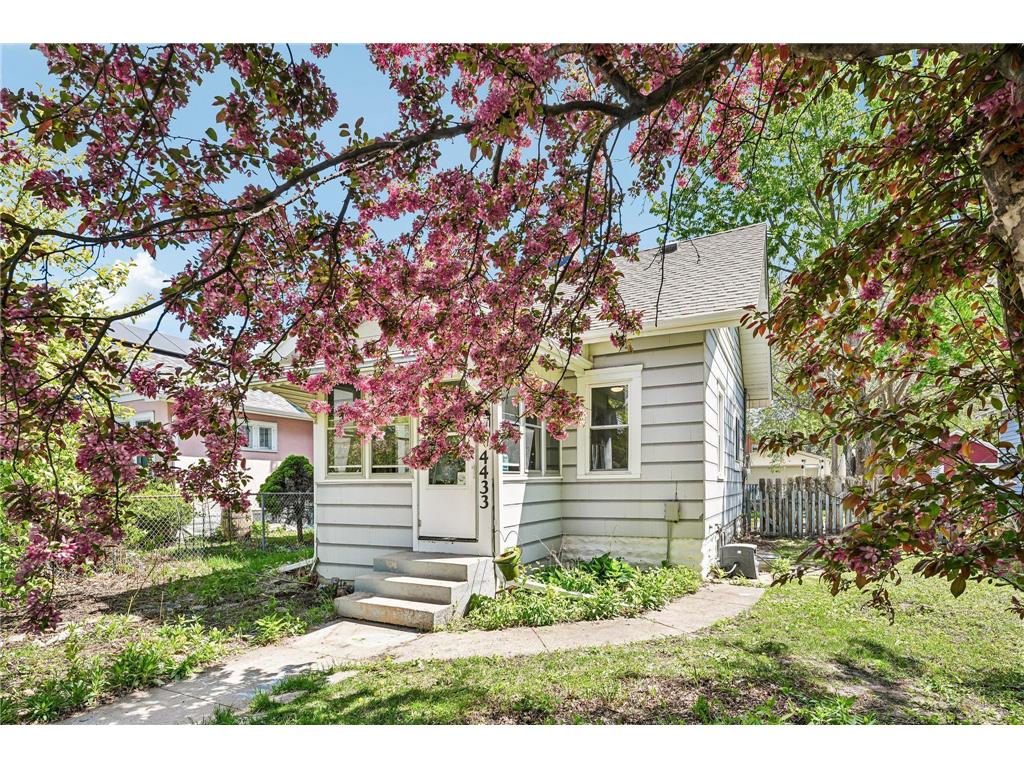 4433 43rd Avenue S Minneapolis MN 55406 7069452 image1