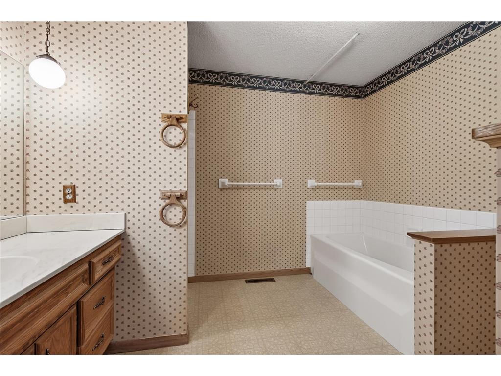 4433 W 131st Street Savage MN 55378 7082460 image6