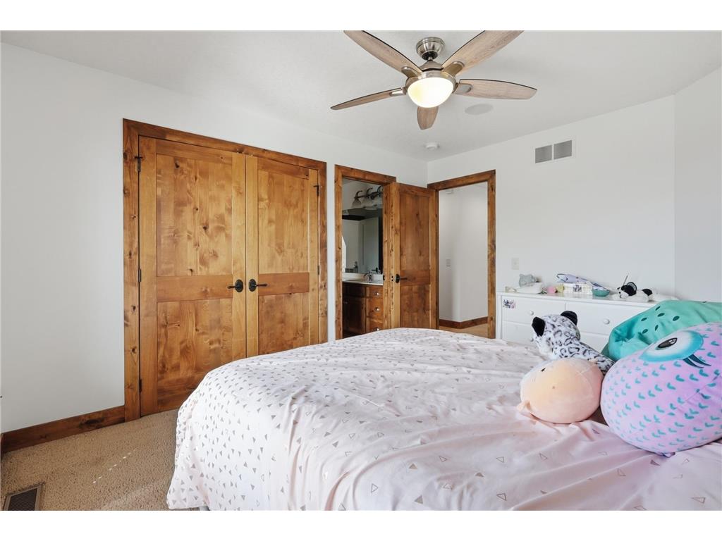 4435 Bluebell Trail S Medina MN 55340 7062203 image29