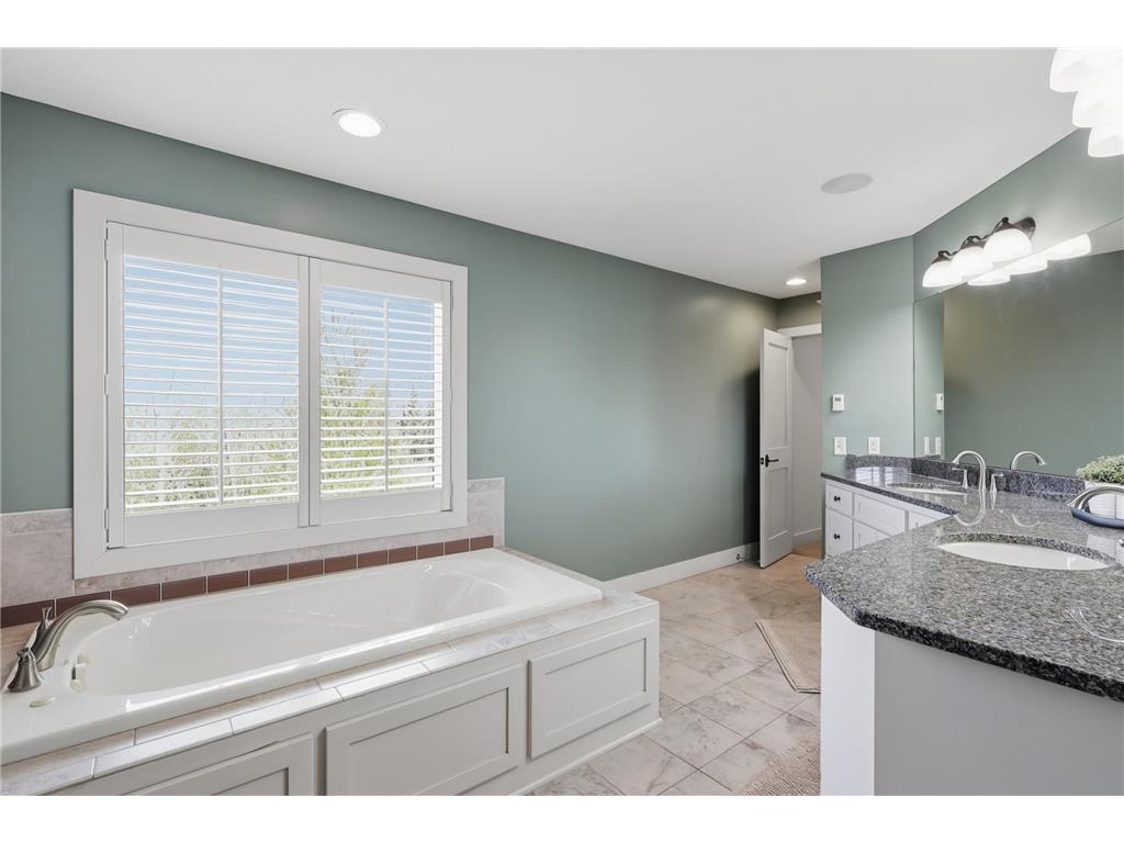 4435 Bluebell Trail S Medina MN 55340 7062203 image34