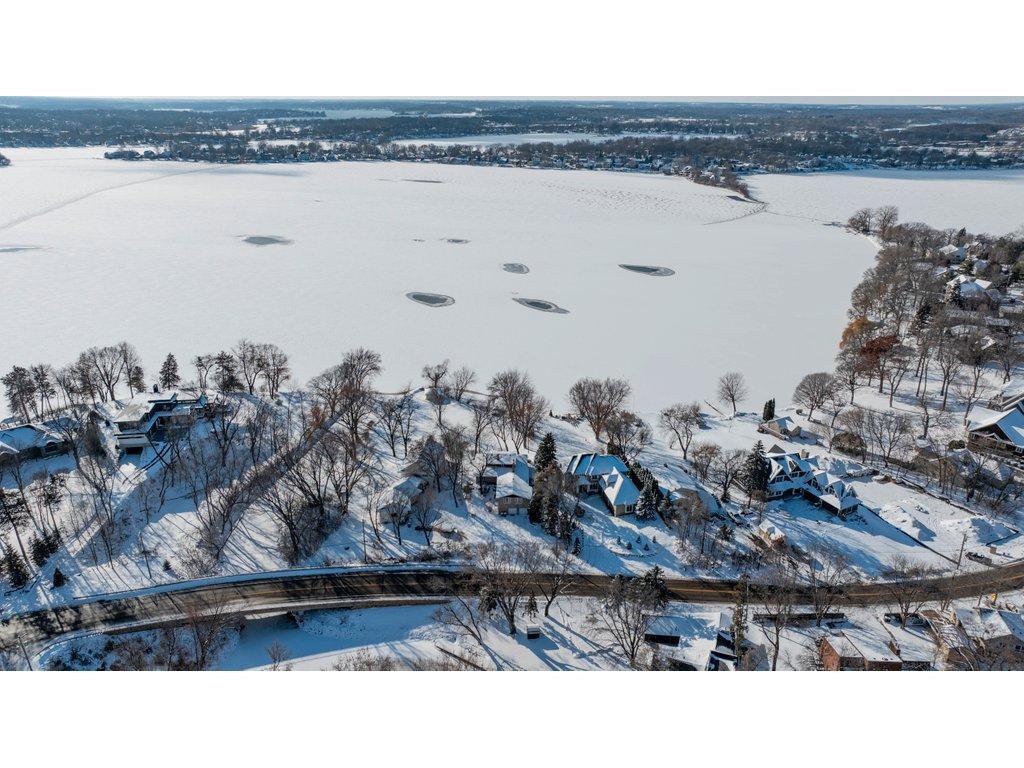 4435 N Shore Drive Orono MN 55364 - Lake Minnetonka 6824623 image1