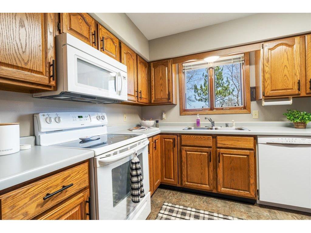 4437 Old Wells Road Eau Claire WI 54703 - Chippewa River 7058366 image24