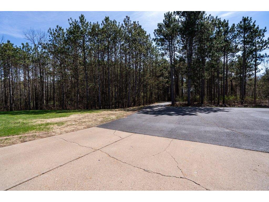 4437 Old Wells Road Eau Claire WI 54703 - Chippewa River 7058366 image44