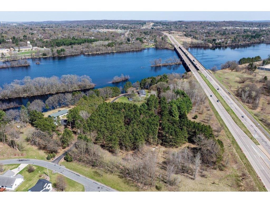 4437 Old Wells Road Eau Claire WI 54703 - Chippewa River 7058366 image56