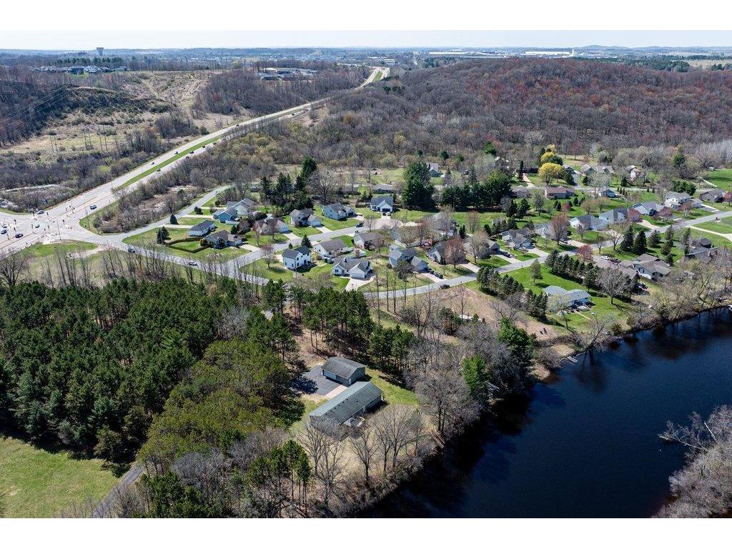 4437 Old Wells Road Eau Claire WI 54703 - Chippewa River 7058545 image67