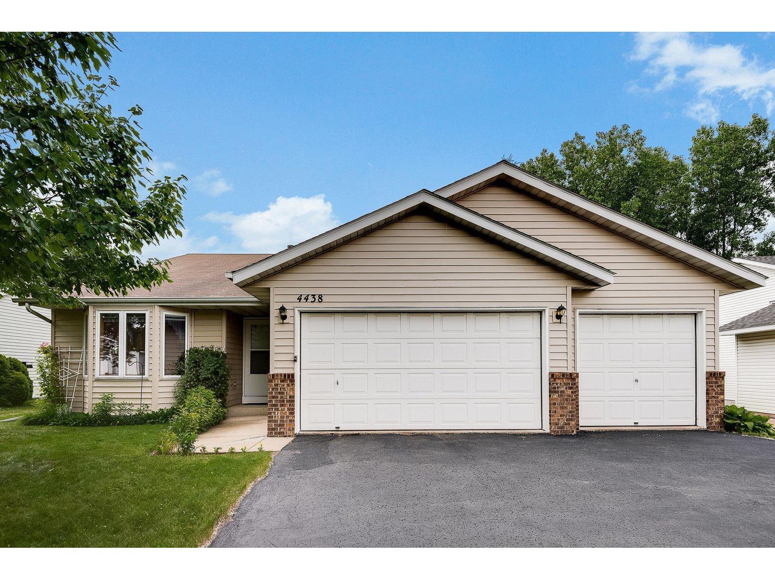 4438 Helena Road N, Oakdale, MN 55128 MLS 5769237 Edina Realty