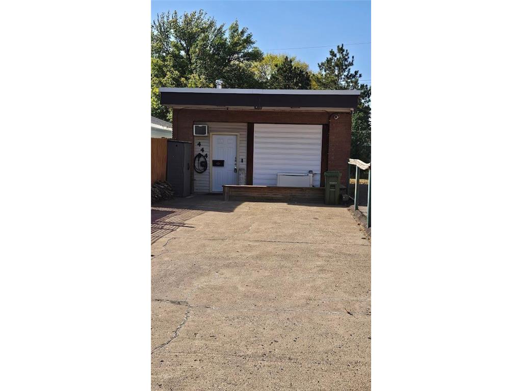 444 9th Avenue NW New Brighton MN 55112 6619877 image1