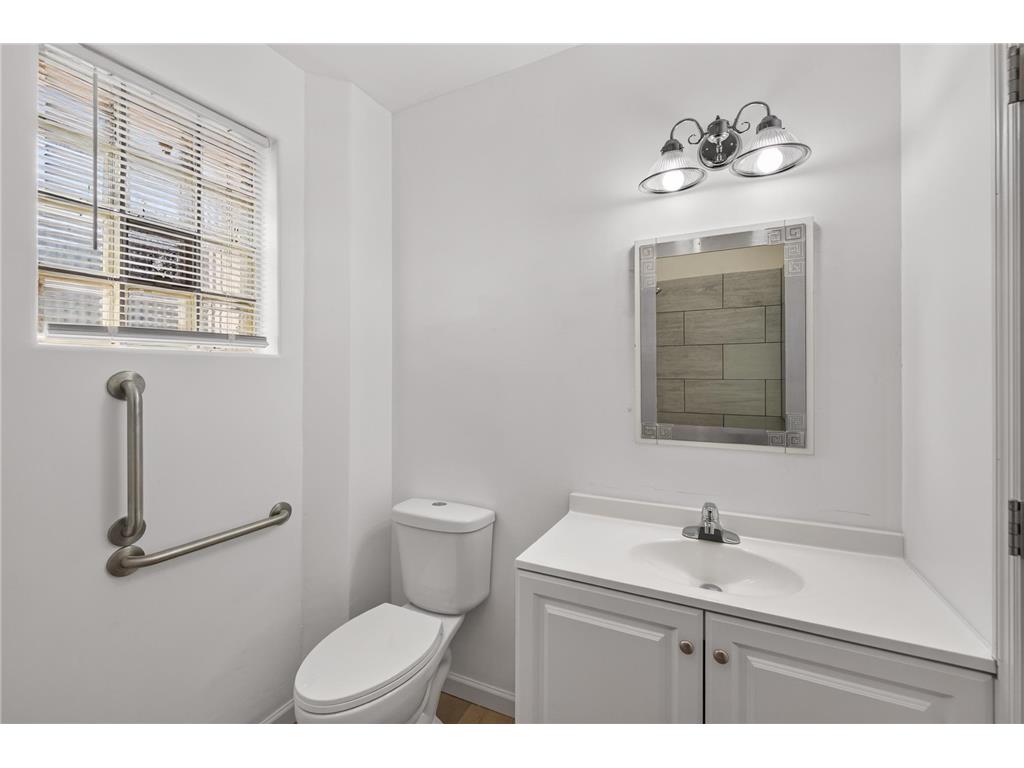 444 9th Avenue NW New Brighton MN 55112 7103377 image14