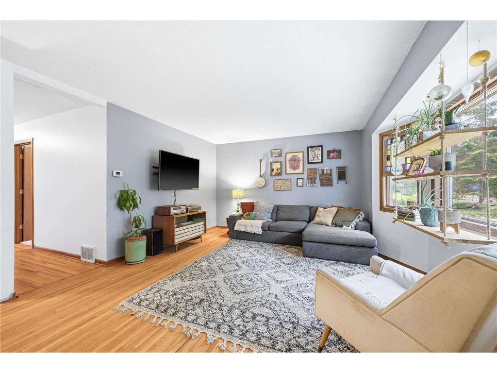 4440 Arthur Place NE Columbia Heights MN 55421 7075526 image3