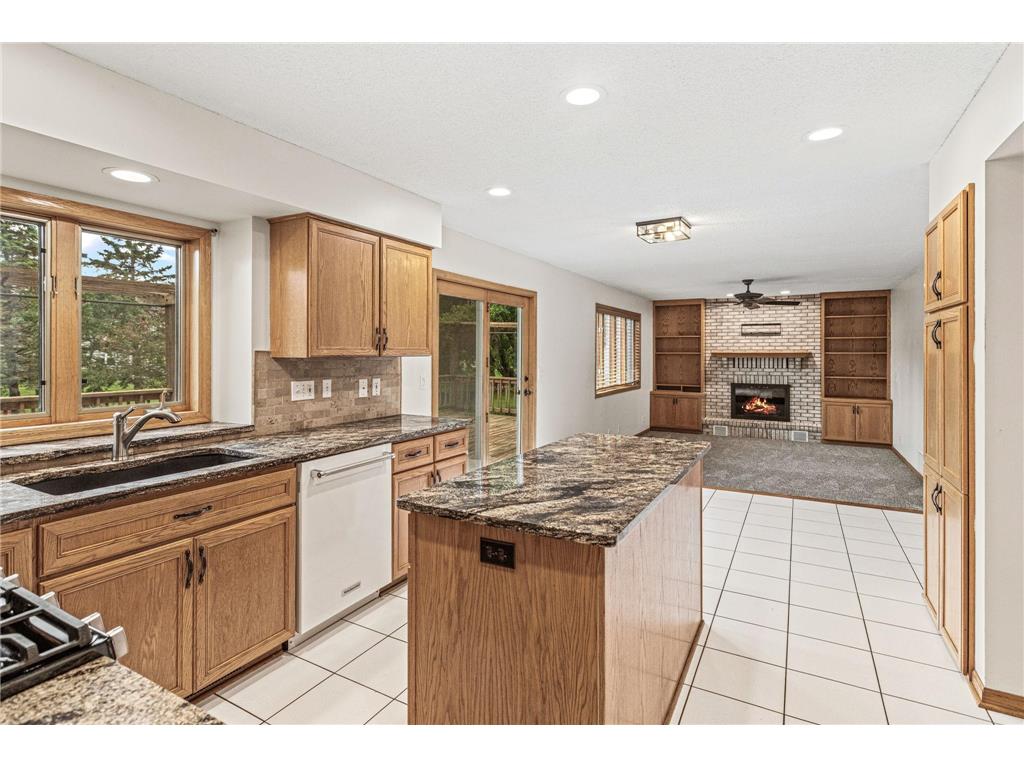 4441 Hillvale Avenue N Oakdale MN 55128 7062767 image3