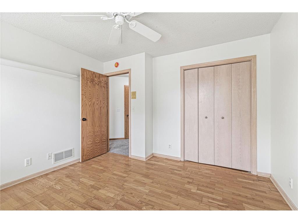 4441 Hillvale Avenue N Oakdale MN 55128 7062767 image30