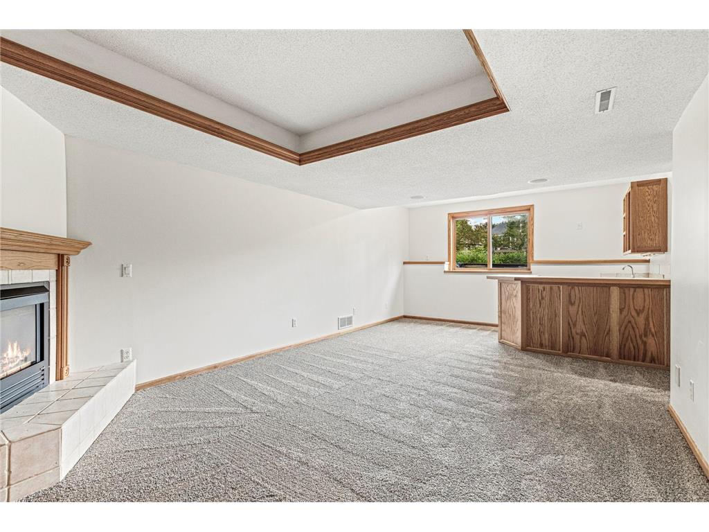4441 Hillvale Avenue N Oakdale MN 55128 7062767 image32