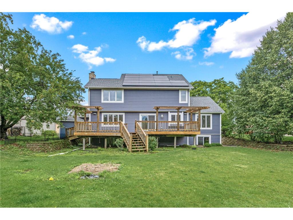 4441 Hillvale Avenue N Oakdale MN 55128 7062767 image46