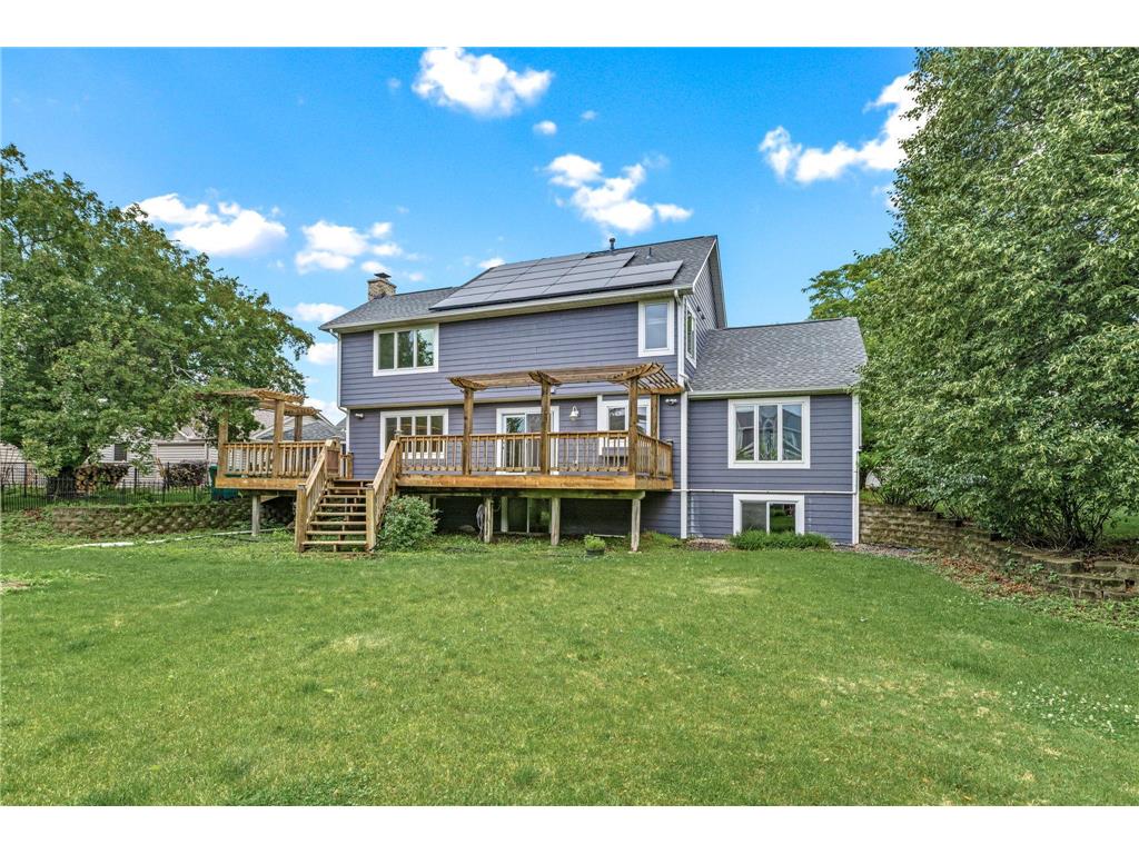 4441 Hillvale Avenue N Oakdale MN 55128 7062767 image5