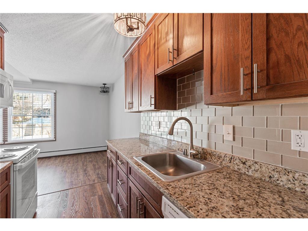 4442 Cedar Lake Road S #7 Saint Louis Park MN 55416 7031886 image3