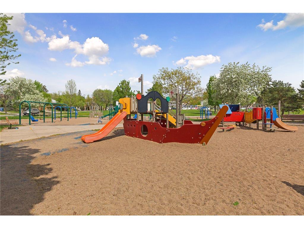 4445 31st Avenue S Minneapolis MN 55406 7053301 image30