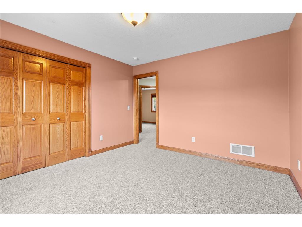 4445 Fallgold Parkway N Brooklyn Park MN 55443 7022275 image19