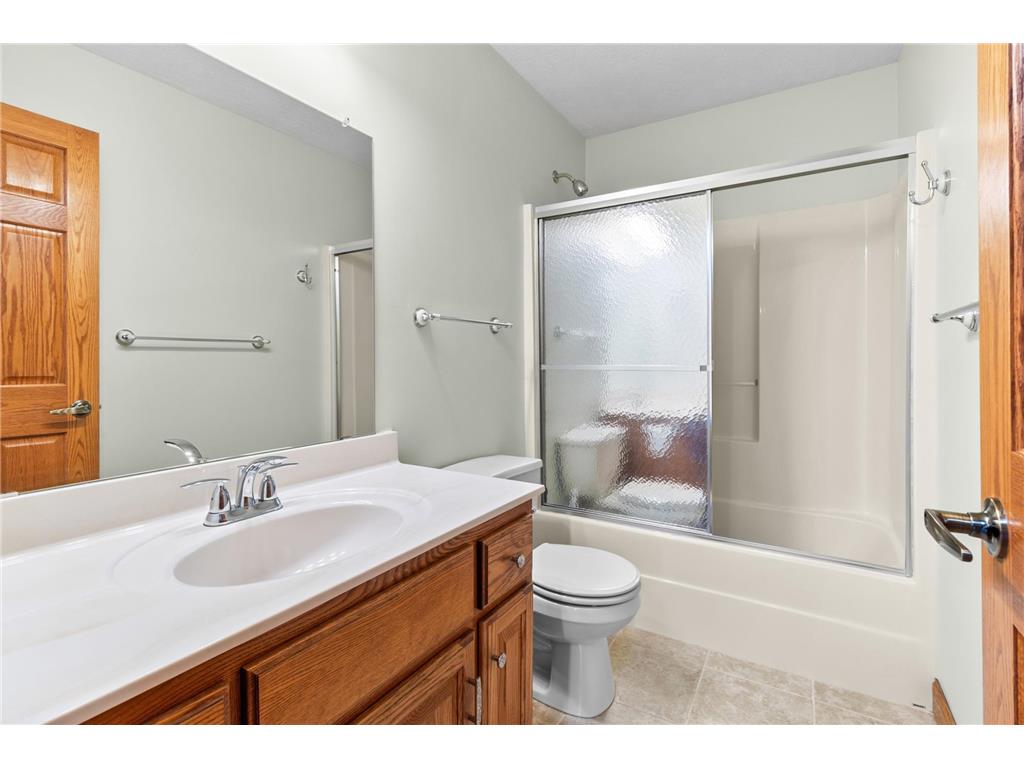 4445 Fallgold Parkway N Brooklyn Park MN 55443 7022275 image24