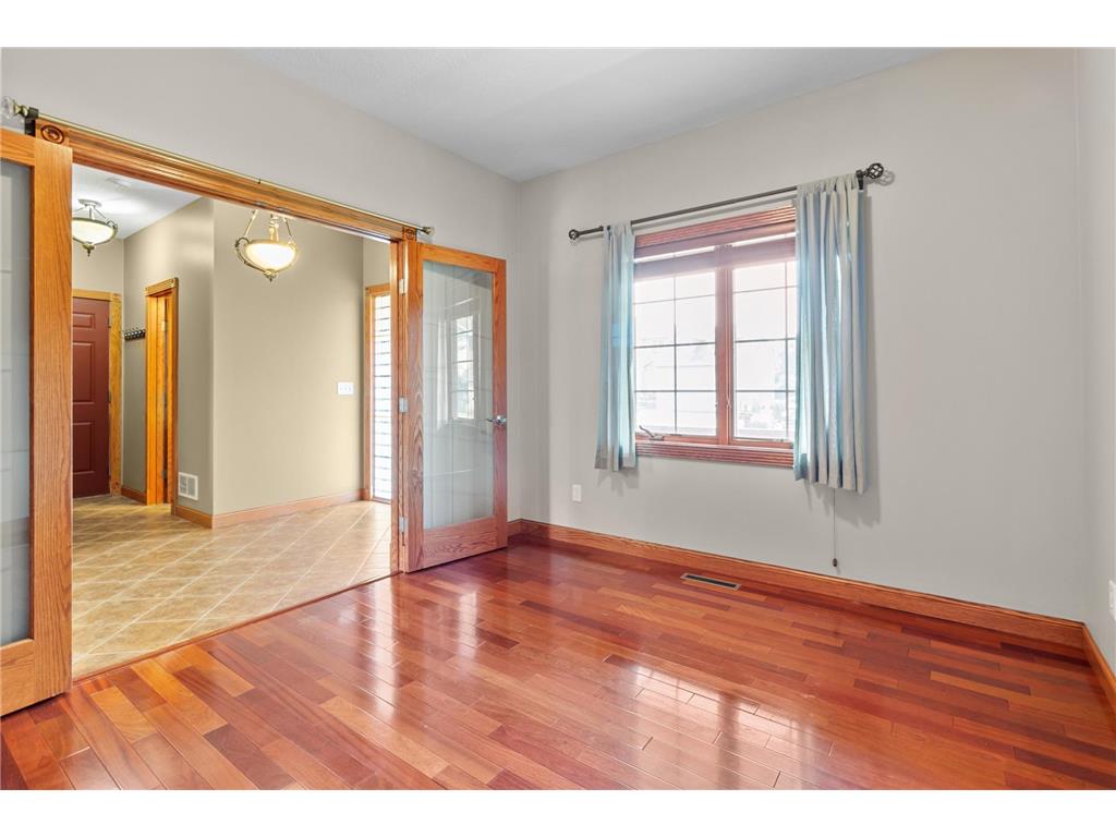 4445 Fallgold Parkway N Brooklyn Park MN 55443 7022275 image3