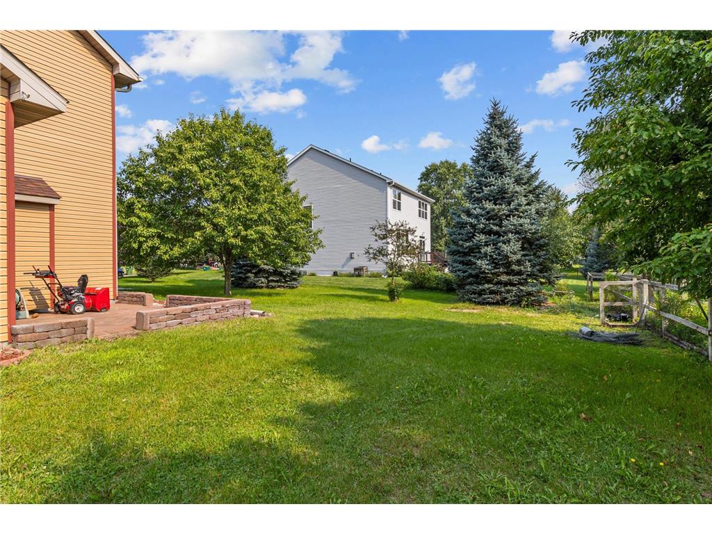 4445 Fallgold Parkway N Brooklyn Park MN 55443 7022275 image35