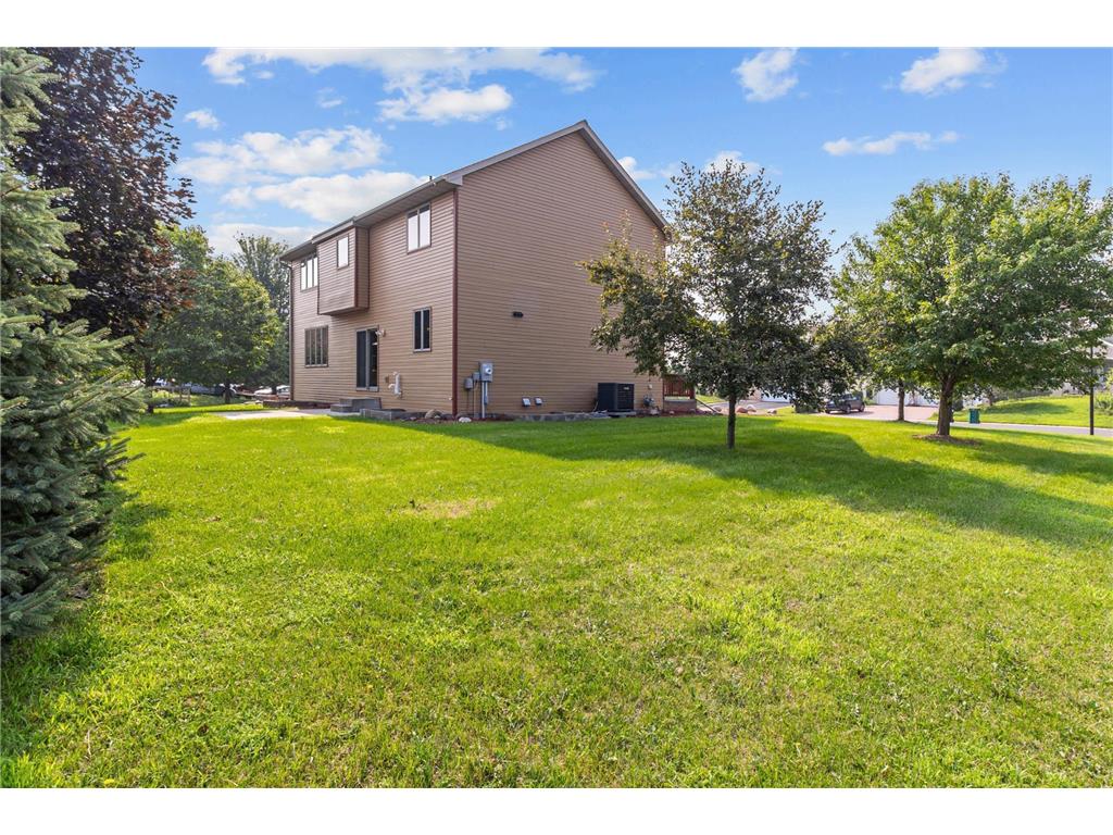 4445 Fallgold Parkway N Brooklyn Park MN 55443 7022275 image37