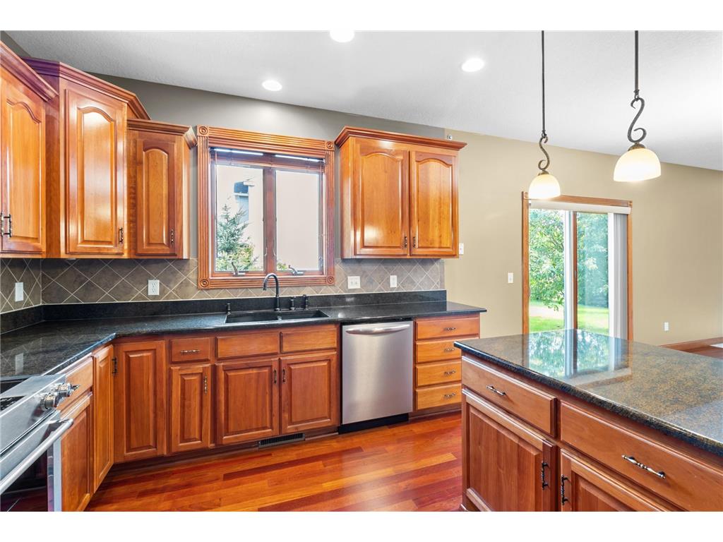 4445 Fallgold Parkway N Brooklyn Park MN 55443 7022275 image8