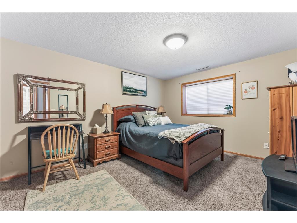 4445 Manor Drive NW Rochester MN 55901 7047587 image11