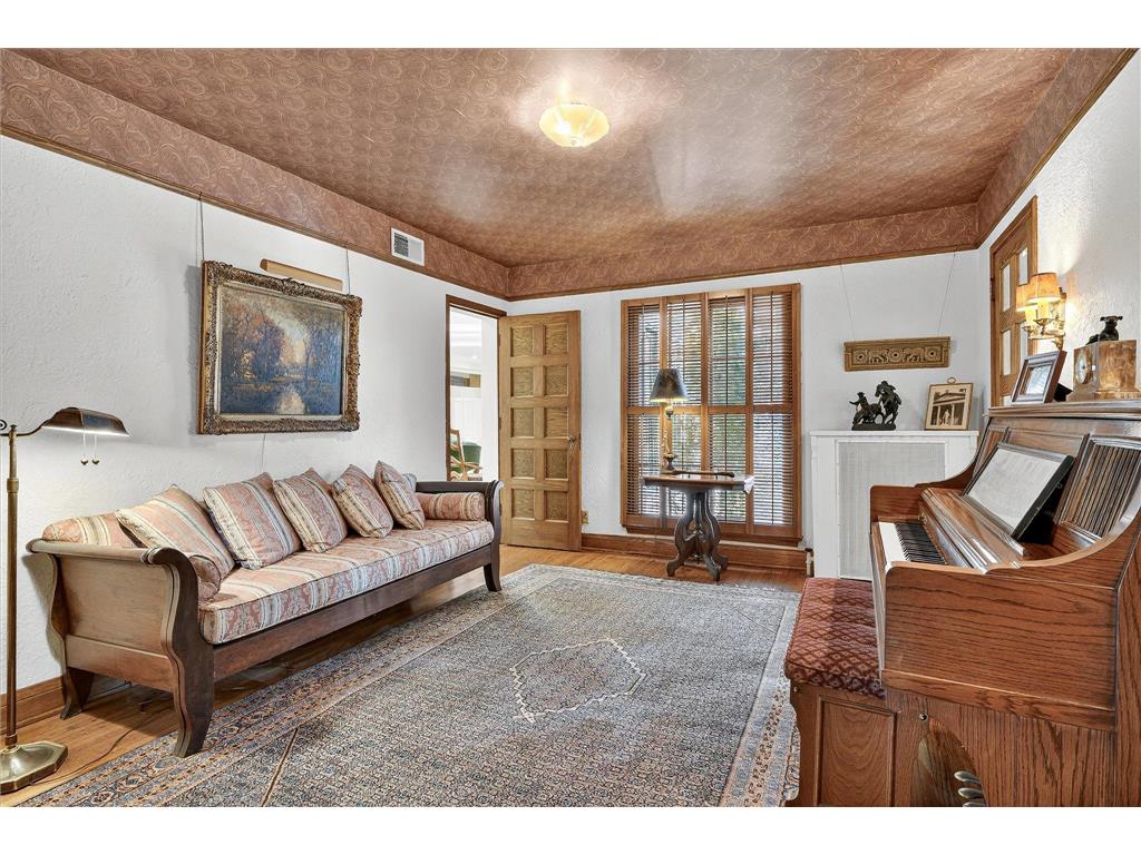 4447 Dupont Avenue S Minneapolis MN 55419 6812144 image16