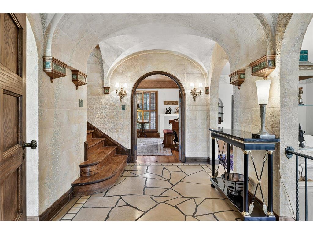 4447 Dupont Avenue S Minneapolis MN 55419 6812144 image6