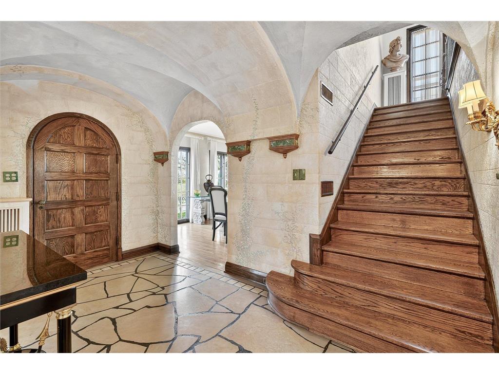 4447 Dupont Avenue S Minneapolis MN 55419 6812144 image8