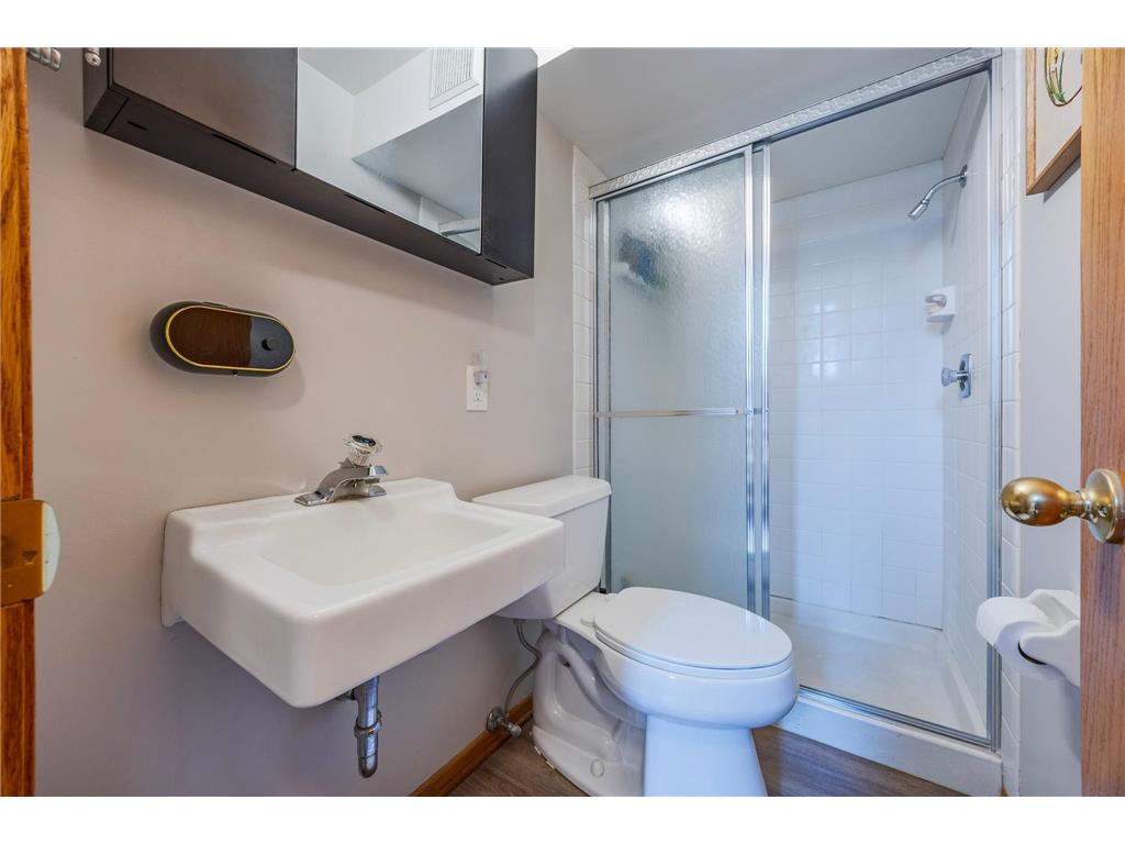 4447 Woodgate Court Eagan MN 55122 7074241 image24