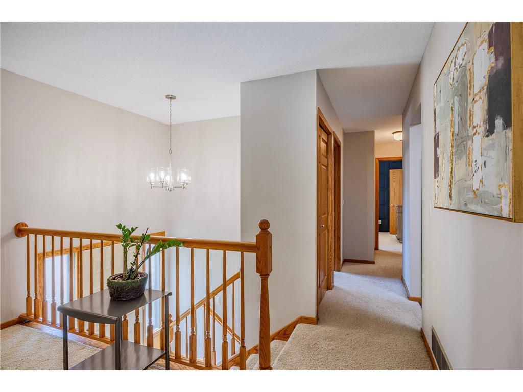 4447 Woodgate Court Eagan MN 55122 7074241 image3