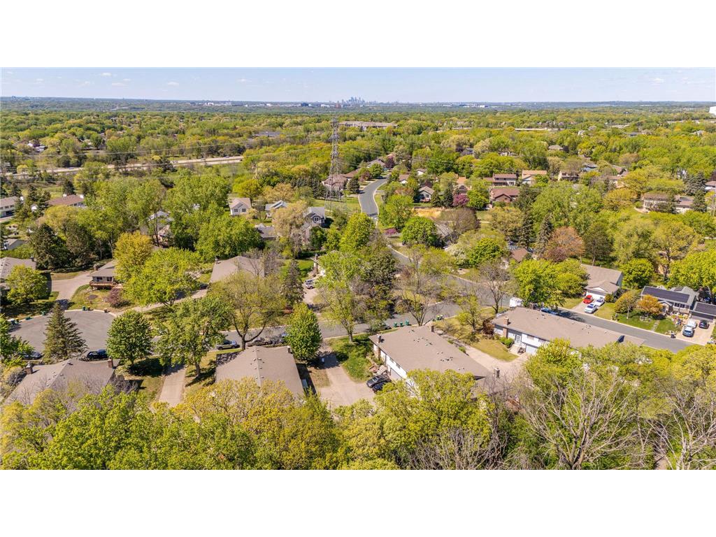 4447 Woodgate Court Eagan MN 55122 7074241 image34