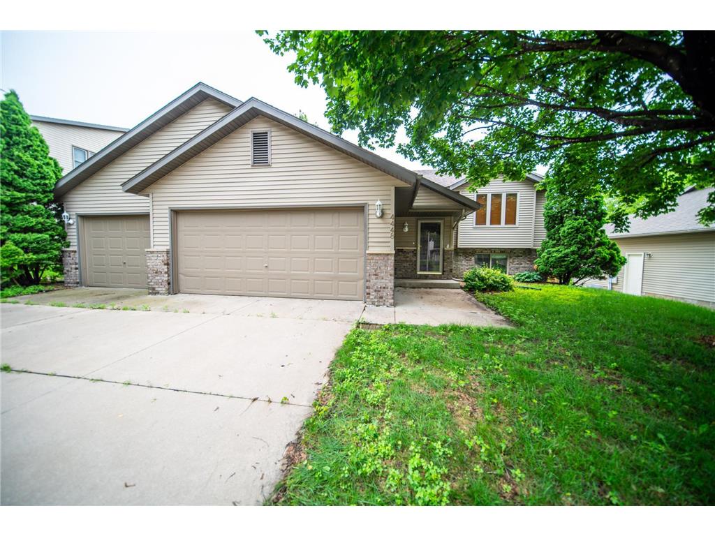 4448 57th St NW Rochester MN 55901 6733013 image1