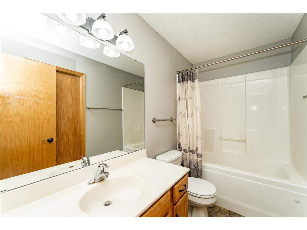 4449 Heritage Place NW Rochester MN 55901 7043200 image18