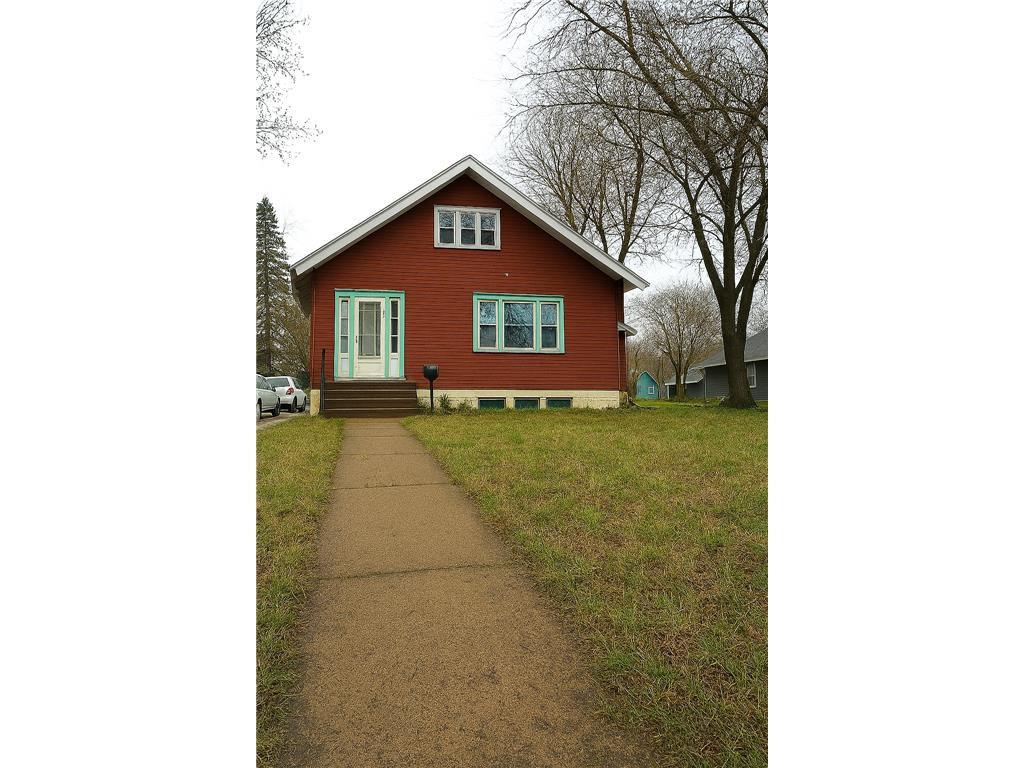 445 Central Avenue S Milaca MN 56353 7049441 image1