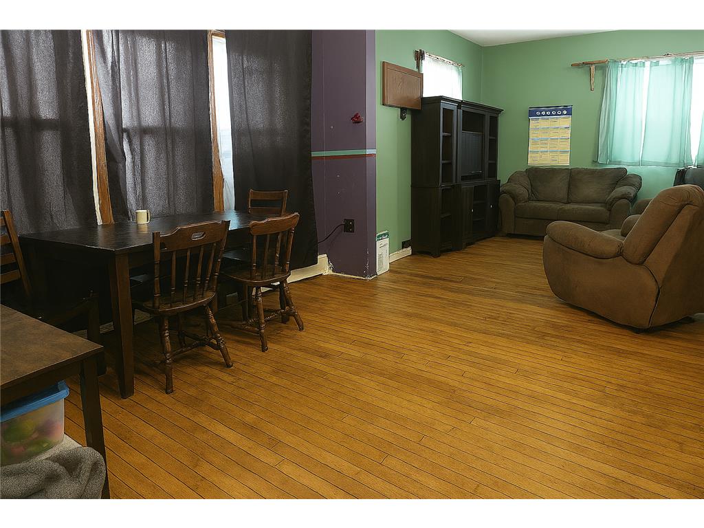 445 Central Avenue S Milaca MN 56353 7049441 image3